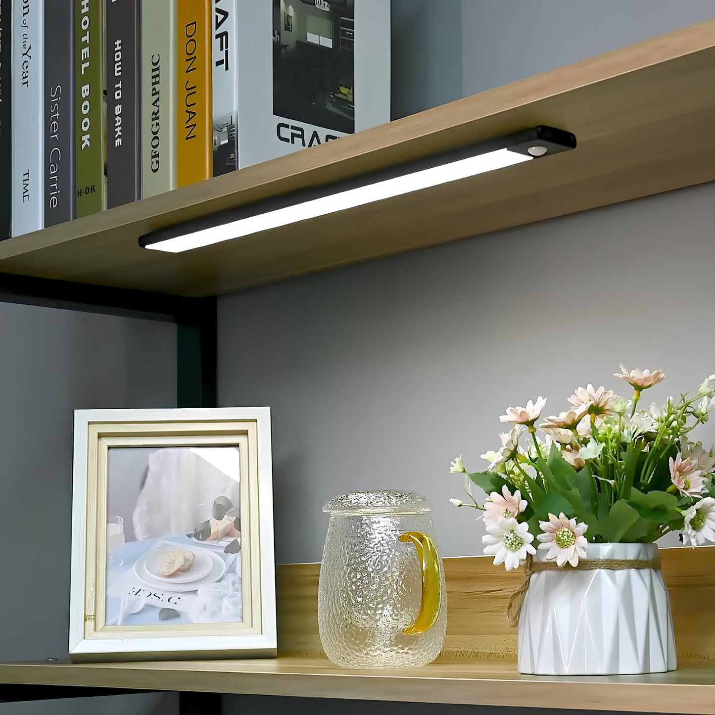 GlowSense™ Bezprzewodowa Lampka LED Aktywowana Ruchem
